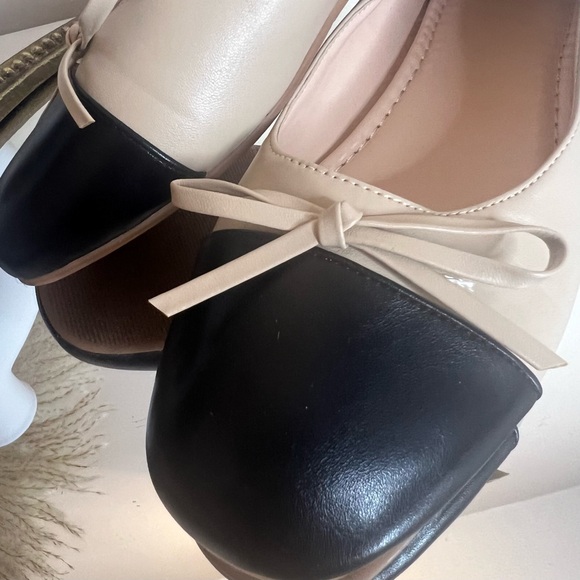 NWOT Cap Toe Ballet Flats Size 6 - Picture 3 of 5